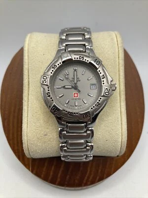 Swiss Army Military Ladies 31mm Watch Silver Tone Gray Dial Date - RUNS - image 1 of 4