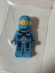  Lego Alien Defense Unit Soldier 2 30140 7049 Alien Conquest Space Minifigure