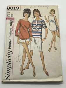 Vintage 1965 Simplicity Sewing Pattern Tunic Top Pants Shorts 6019 16 UNCUT - Picture 1 of 2