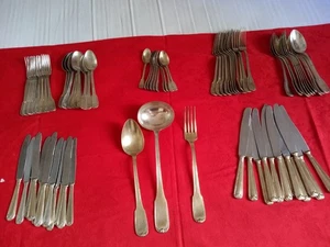 Servizio posate in argento punzonate ARG 800  vintage anni '50 85 pz.   - Foto 1 di 9