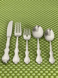 1847 Rogers Bros COTILLION Stainless International Flatware SMART CHOICE B32VG - Picture 1 of 98