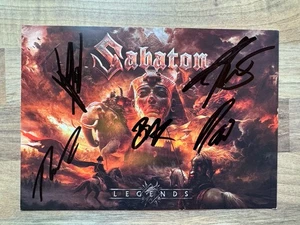SABATON "Legends" handsigniertes Autogramm offizielle A5 Größe Promo Karte - Bild 1 von 1