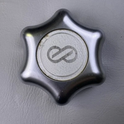 99-06 TOYOTA TUNDRA TACOMA SEQUOIA ENKEI ALLOY WHEEL CENTER CAP 00041-89960-11 - Image 1 of 4