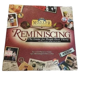 REMINISCING Master Edition Trivia Game, 39-99 (Nuovo | Nuovo con scatola | Sigillato in fabbrica) - Foto 1 di 2