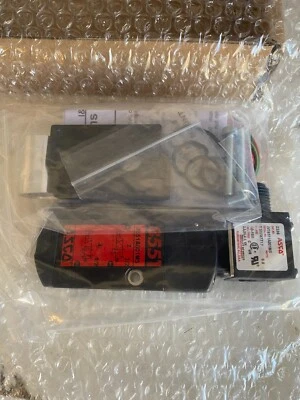 ASCO EF8551A001MS- 120VAC Pilot Solenoid Valve, 3-Way & 5-Way, 1/4" NPT - Image 1 of 3