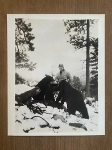 1930s Author Zane Grey Type 1 Original 8x10 Photo w Black Bears INCREDIBLE IMAGE - Picture 1 of 5