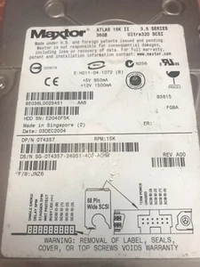 MAXTOR ATLAS ULTRA320 SCSI 36GB 3.5" - 0T4357 F/W: JNZ6 - Picture 1 of 4