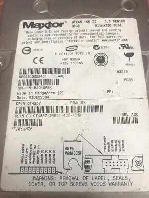 MAXTOR ATLAS ULTRA320 SCSI 36GB 3.5" - 0T4357  F/W: JNZ6 - Image 1 of 4
