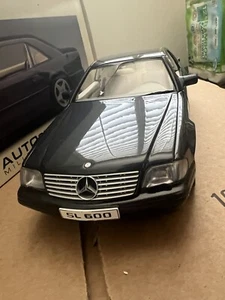 AUTOart 1:18 scale Mercedes-Benz SL 600 V12 1997 Black Metallic(R129 600SL) - Picture 1 of 3