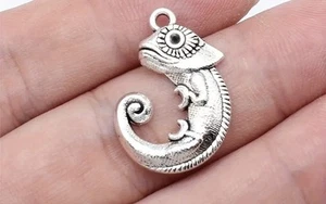 Lot de 2 breloques lézard, caméléon, environs 2.5 x 1.5 cm, neuf - Picture 1 of 1