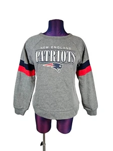 Women's Heathered Gray New England Patriots Raglan Pullover Sweatshirt SMALL NWT - Picture 1 of 9