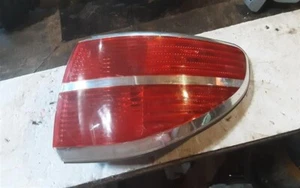 2007-2010 Saturn Outlook Rear Passenger Tail Light (quarter panel mounted) Oem - Picture 1 of 1