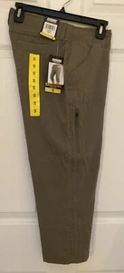 NWT Khombu Women's Stretch Capri Pant Green Size S - Picture 1 of 4