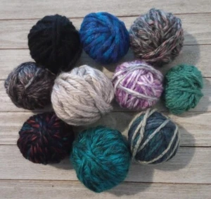 crochet knit bulky yarn misc mixed lot 10pc balls 9.6 total ounce new - Picture 1 of 2