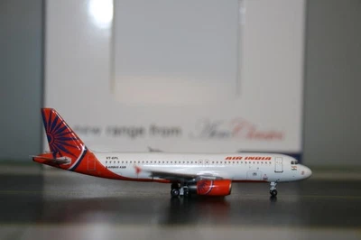 Aeroclassics 1:400 Air India Airbus A320-200 VT-EPL (AC411316) Model Plane - Image 1 of 4