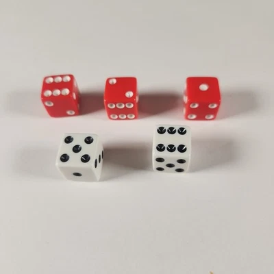 1993 RISK Board Game Replacement Parts Dice 3 Red 2 White Vintage Parker Brother - Image 1 of 3