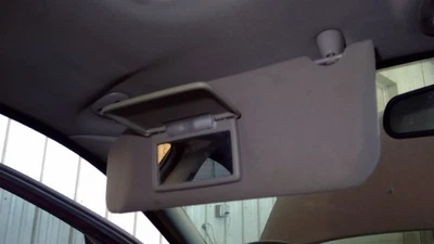 Quebra-sol driver com iluminação compatível com 04-07 TAURUS 1848836 - Imagem 1 de 4