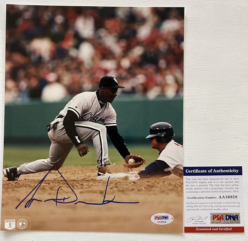 Ray Durham Signed Autographed Glossy 8x10 Photo Chicago White Sox: PSA/DNA - Image 1 of 1