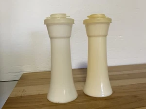VTG Tupperware White Hourglass 6" Salt & Pepper Shakers~ No "S" or "P" on Shaker - Picture 1 of 10