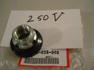 *1EA OEM HONDA THREAD STEERING STEM NUT MR50 S90 CL90 (250V) - Bild 1 von 1