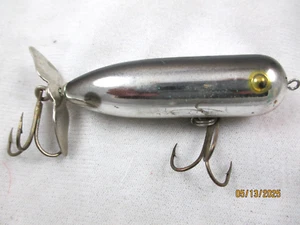 Vintage BAUMWOLLCORDELL STUPSNASE hat Rassel winziger Torpedo Typ Barsch Angeln Köder - Bild 1 von 2