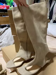 Christian Louboutin Botas de Gamuza de Cuero Puntera Abierta EU 38.5 / US 7.5 - Imagen 1 de 5