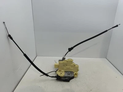 Serrure avant gauche VOLKSWAGEN PASSAT 5 BREAK 3C1837015A - Photo 1/4