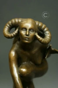 BRONZE ' WIDDER - LADY ARIES' - SIGNIERT - Bild 1 von 10
