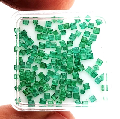 Natural Untreated Emerald Square Cut Loose Gemstone Lot 60 Pcs 1.50 MM  - Image 1 of 4