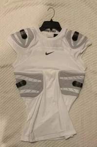 Nike Men’s Hyperstrong 4 Pad Compression Football Shirt - Picture 1 of 5