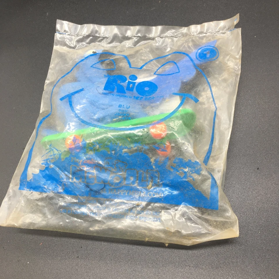 McDonald's Rio Blu Skateboard Toy 2011 Limited Edition Happy Meal #1 Sealed - Image 1 of 2