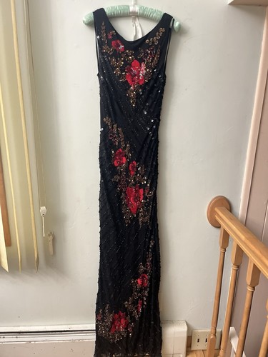 Foto 1 di 8