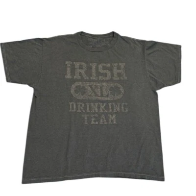 Camiseta Retro Irish Drinking Team Verde Gráfico L Cerveza Día de San Patricio Foto 1 de 4