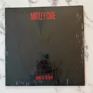 Motley Crue Shout At The Devil Vinyl Schallplatte LP FAST NEUWERTIG eingeschrumpft 1983 Presse OG Gatefold - Bild 1 von 6