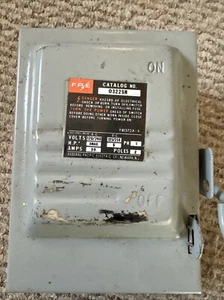 Federal Pacific elektrischer geschlossener Schaltersicherungskasten 0322SN 30 AMP 2-POLIG - Bild 1 von 16