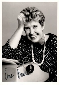 B - Foto original firmada a mano de Erma Bombeck 5x7 en blanco y negro con certificado de autenticidad - Imagen 1 de 1