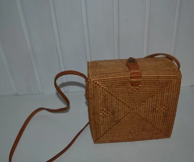 Modische,stylische Handtasche  Korbtasche top - Bild 1 von 3