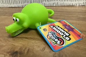 Ja-Ru Jaru Cocodrilo Verde B’Looney Buddy Goma Elástico Squishy Selva Animal Juguete - Imagen 1 de 9