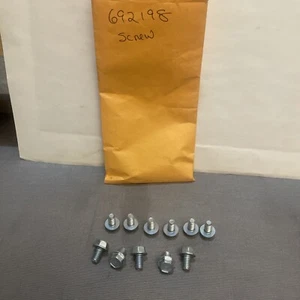 (11) BRIGGS & STRATTON 692198 HEX SCREW - Picture 1 of 4