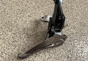 Shimano Tiagra FD-4700 front derailleur (E13) - Picture 1 of 3