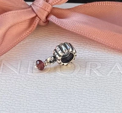 Original Pandora Oldie Anhänger Perle Granat Geburtsstein Januar #790166GR - Bild 1 von 2