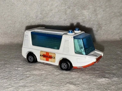 Ambulancia Matchbox Lesney Superfast #46 Stretcha Fetcha 1971 Foto 1 de 4