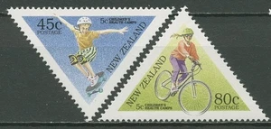 Neuseeland 1995 Gesundhait Kinderhilfe Radfahren Skateboard 1428/29 postfrisch - Bild 1 von 1