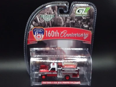 Camión de bomberos Ford F350 1987 Greenlight Red Chrome Chase 1987 mini bomba FDNY Foto 1 de 4