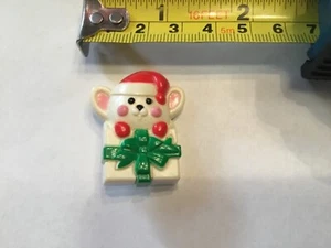 Avon PIN Christmas Vintage Christmas MOUSE Holiday Brooch  - Picture 1 of 3