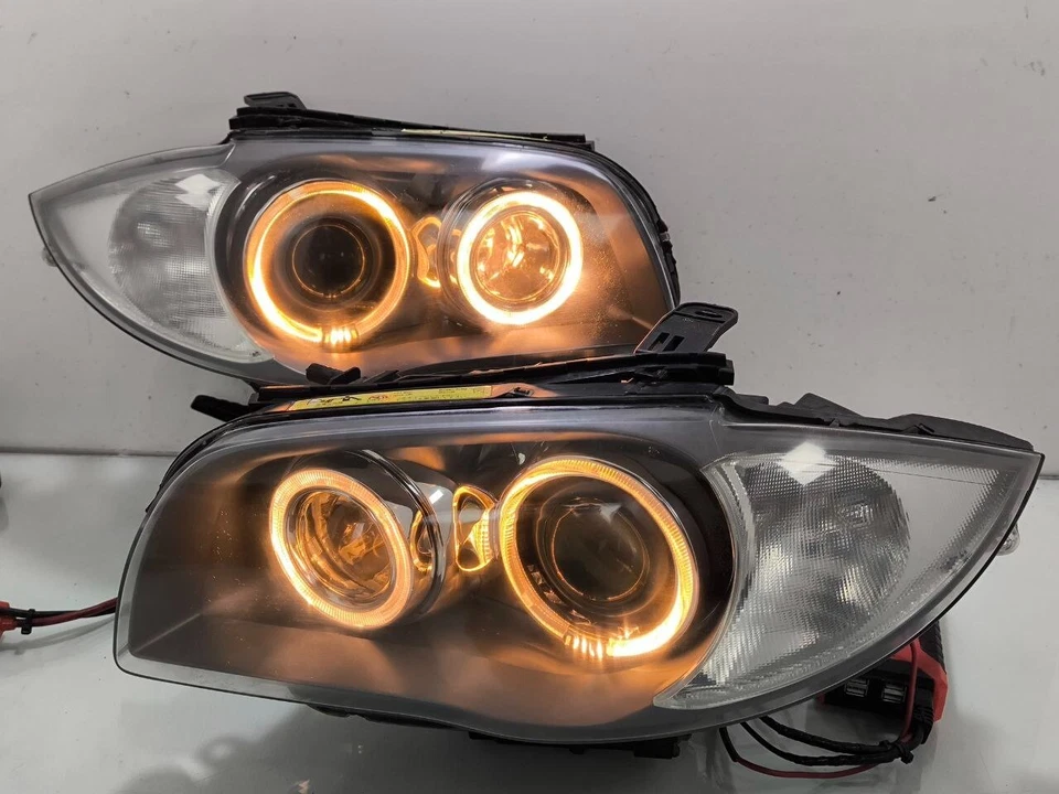 Lâmpadas para faróis dianteiros BMW 1 Series SMOKE XENON HID 135i 116i 118i E81 E82 E87 - Imagem 1 de 4