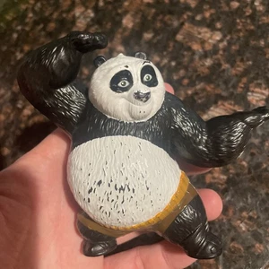 VINTAGE 2014 DREAMWORKS WENDY'S KUNG FU PANDA 5" FIGURINE - Picture 1 of 3