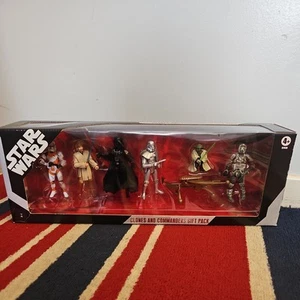 Star Wars Clones & Commanders Gift Pack - Picture 1 of 10