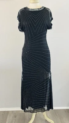 Maxi Vestido De Colección Niteline Negro Con Cuentas Lentejuelas Espalda Abierta Manga Gorra Sin Talla Pequeña Foto 1 de 4