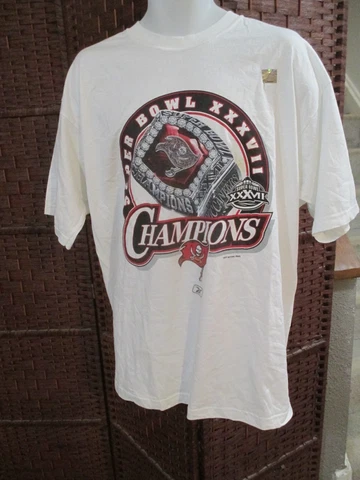 NWT Reebok 2003 Tampa Bay Buccaneers Super Bowl Champions T Shirt Large Ring Cover